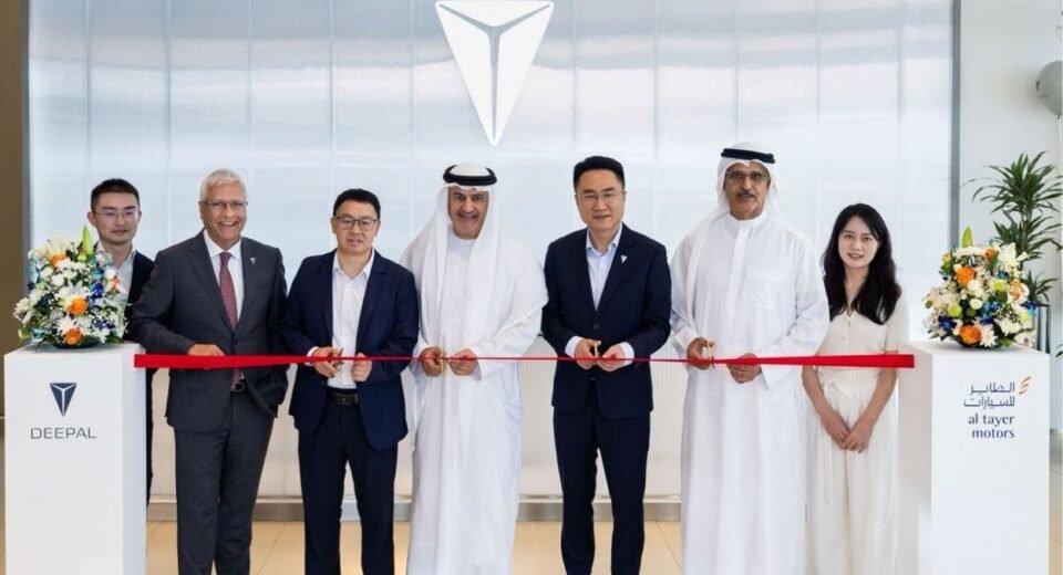 Al Tayer Motors Brings Tremendous Hybrid Energy to Sharjah with a New Deepal Showroom Al Tayer Motors Brings Tremendous Hybrid Energy to Sharjah with a New Deepal Showroom